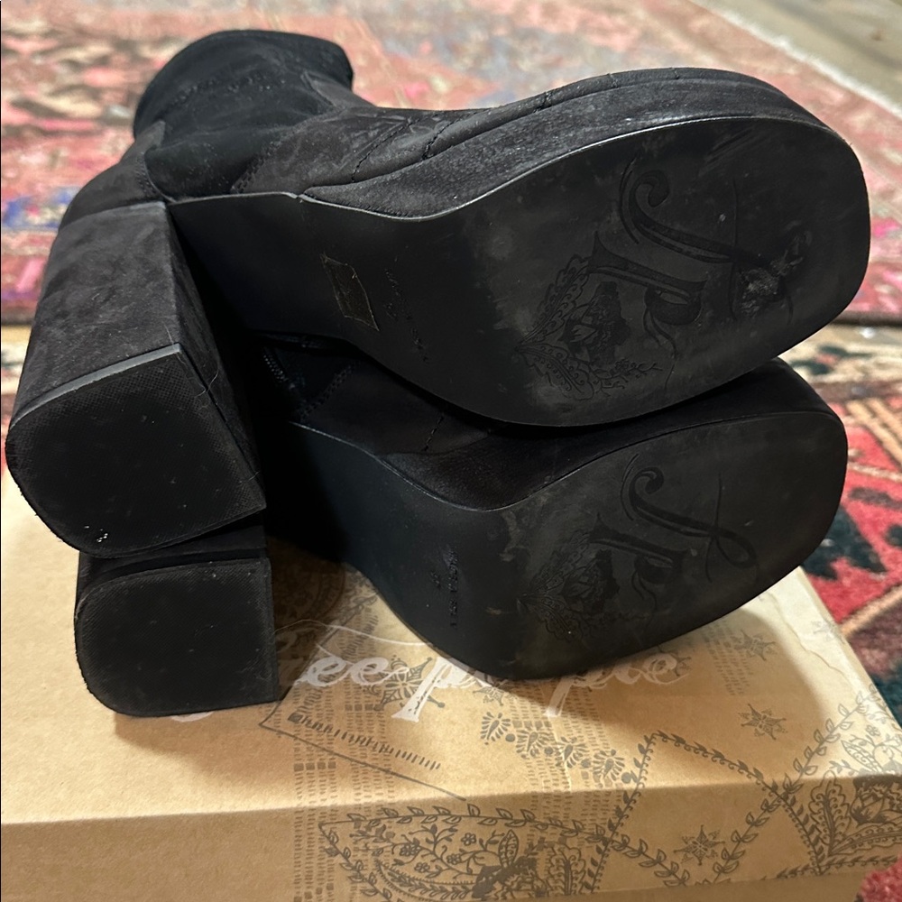 EUC with BOX FREE PEOPLE leather Smyth Platform Boots, black suede size EU39 - Picture 9 of 12